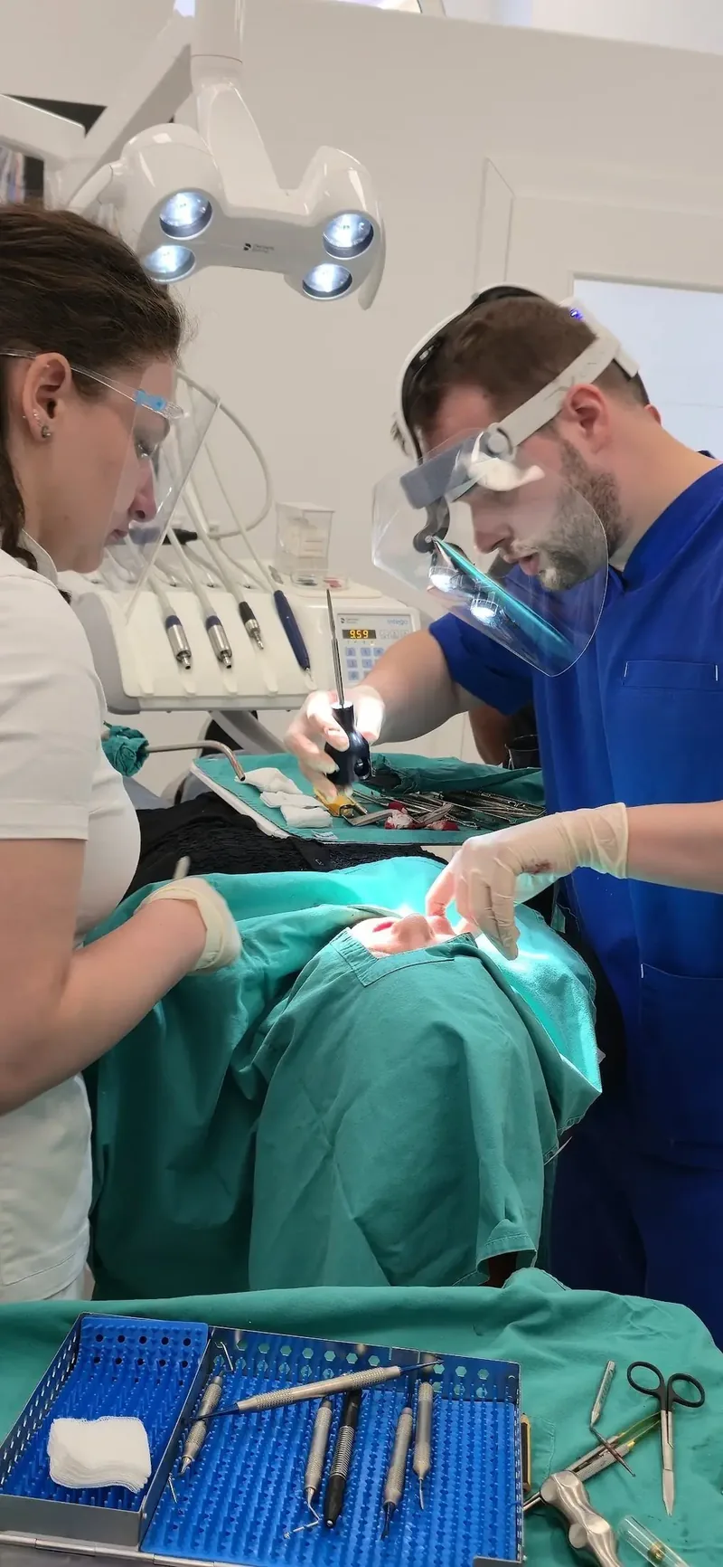 Specijalizirana operacija zygoma implantata u Bjelovaru