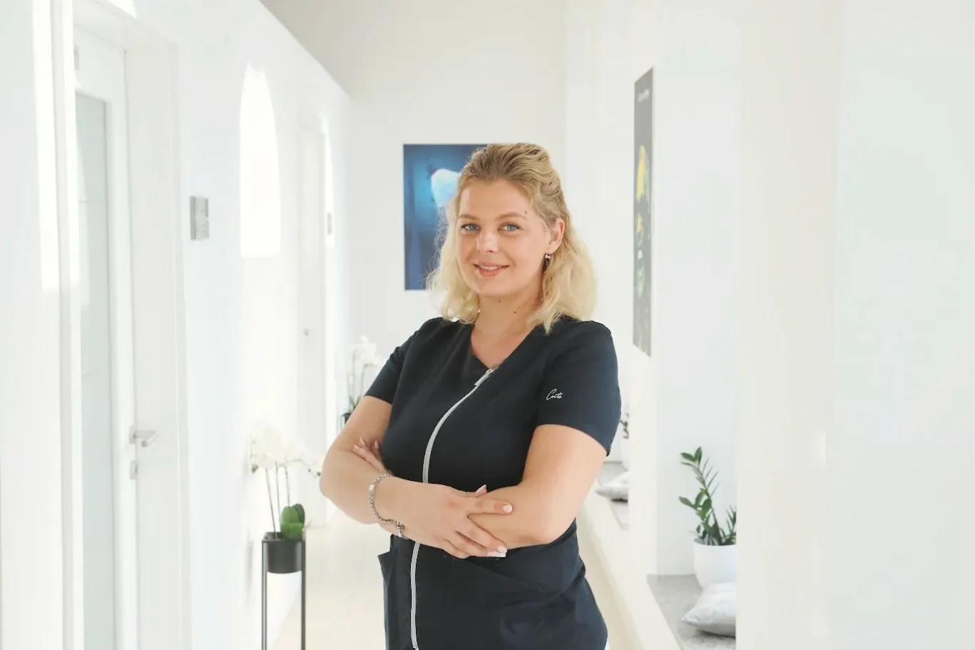 Valentina Aleksa — Dentalni asistent, Implantološki centar Smile